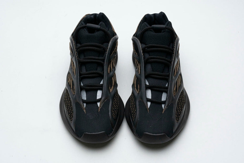 Adidas Yeezy 700 V3 Clay Brown Reps Sneaker GY0189