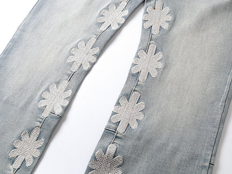 LOSTSHDWS Daisy Appliqué Flared Jeans