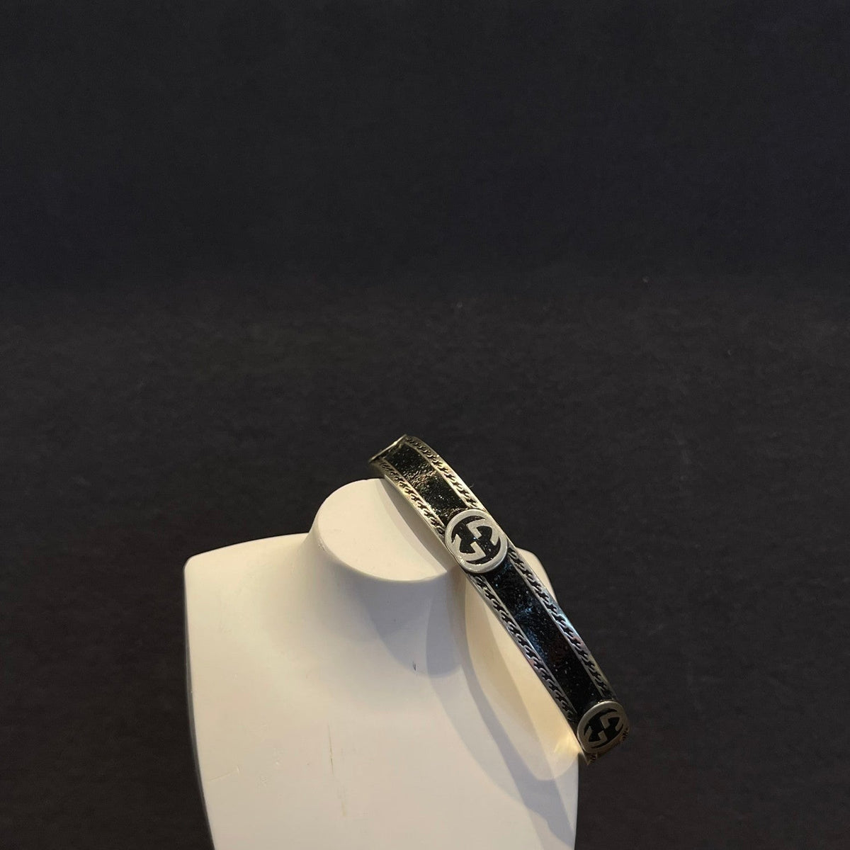 Gucci Black Enamel Vintage Double G Bracelet