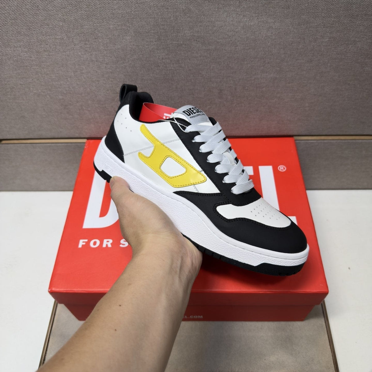 Diesel Panel Low-Top Sneakers