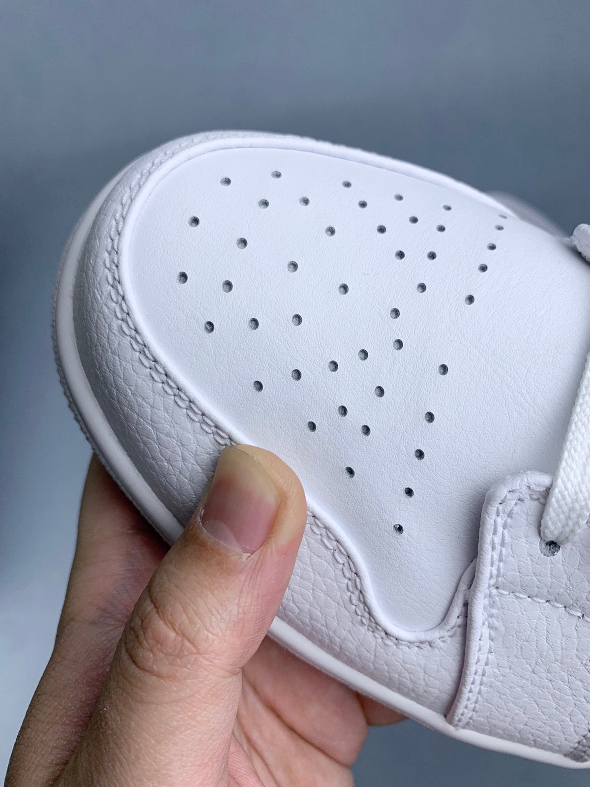 Air Jordan 1 Low All-White 553558-130 Unisex Sneakers